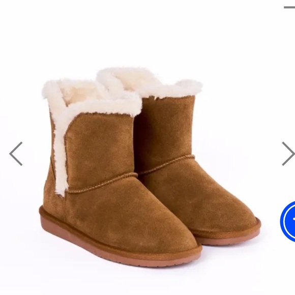 Minnetonka Brown Milltown Boots with Plush Lining - Picture 1 of 12